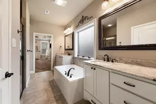 4605 River Valley Dr, Bryan, TX 77808 - Photo 17