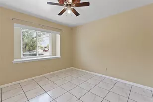 12303 Barryknoll Ln, Houston, TX 77024 - Photo 11