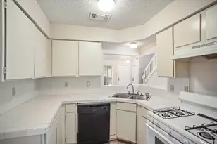 24203 Landing Way Dr, Spring, TX 77373 - Photo 5