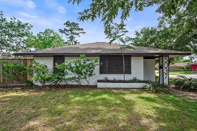 5037 W 43rd Street, Houston, TX 77092 - Photo 1