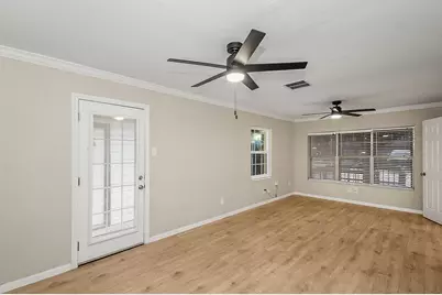 5037 W 43rd Street, Houston, TX 77092 - Photo 11
