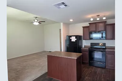 723 Crystal Lakes Drive, Brookshire, TX 77423 - Photo 17