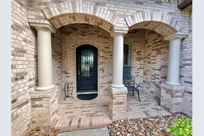 102 Pintail Drive, Clute, TX 77531 - Photo 3