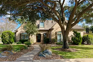 102 Pintail Dr, Clute, TX 77531 - Photo 1