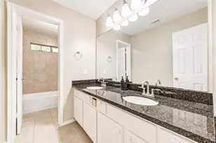 14009 Hollow Canyon Ln, Rosharon, TX 77583 - Photo 21
