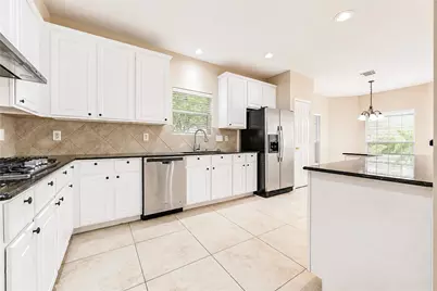 14009 Hollow Canyon Lane, Rosharon, TX 77583 - Photo 7