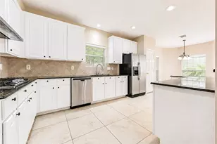 14009 Hollow Canyon Ln, Rosharon, TX 77583 - Photo 7