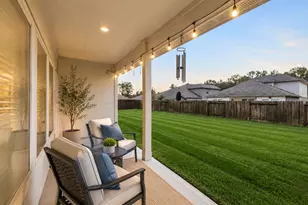 15556 Mallow Ct, New Caney, TX 77357 - Photo 3
