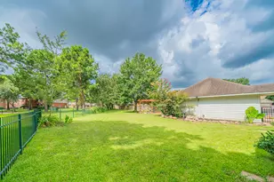 17307 Celeste River Ct, Houston, TX 77095 - Photo 45