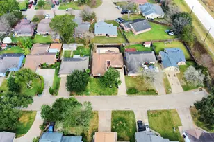 7102 Log Hollow Dr, Houston, TX 77040 - Photo 47