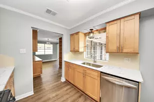 7102 Log Hollow Dr, Houston, TX 77040 - Photo 19