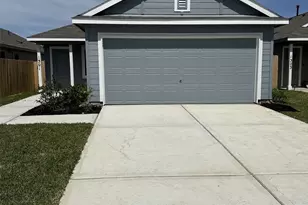 1301 Charlotte Wy, Wharton, TX 77488 - Photo 1