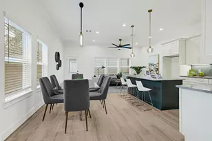 7809 Dyer St, Houston, TX 77088 - Photo 11