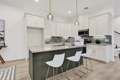 7809 Dyer Street, Houston, TX 77088 - Photo 13