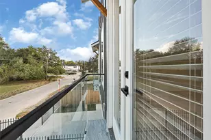 7809 Dyer St, Houston, TX 77088 - Photo 33