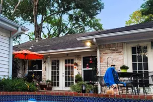 7219 Ridge Oak Dr, Houston, TX 77088 - Photo 3