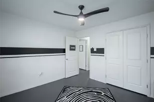 7219 Ridge Oak Dr, Houston, TX 77088 - Photo 25