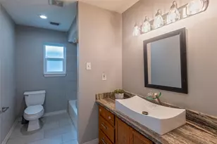 7219 Ridge Oak Dr, Houston, TX 77088 - Photo 19