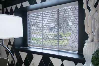 7219 Ridge Oak Drive, Houston, TX 77088 - Photo 31