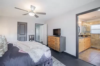 7219 Ridge Oak Drive, Houston, TX 77088 - Photo 39