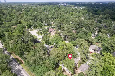 26 S White Pebble Court, The Woodlands, TX 77380 - Photo 23