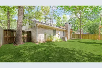 26 S White Pebble Court, The Woodlands, TX 77380 - Photo 21