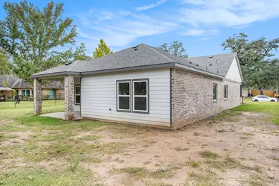 221 Inwood Drive, West Columbia, TX 77486 - Photo 7