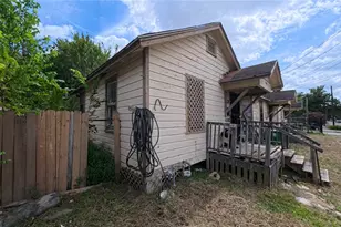 1914 Benson St, Houston, TX 77020 - Photo 21