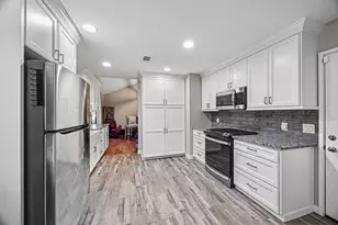 5406 Hazel St, Baytown, TX 77521 - Photo 11