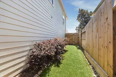 1421 W 26th Street Unit F, Houston, TX 77008 - Photo 17