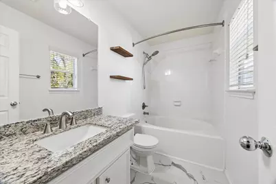 1421 W 26th Street Unit F, Houston, TX 77008 - Photo 11