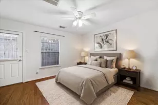 1421 W 26th St, Houston, TX 77008 - Photo 13