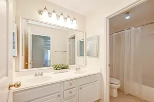 10626 Hillsdale Bridge Ln, Sugar Land, TX 77498 - Photo 31