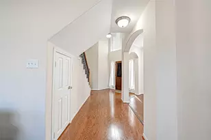 10626 Hillsdale Bridge Ln, Sugar Land, TX 77498 - Photo 11