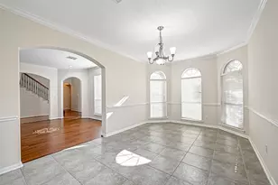 10626 Hillsdale Bridge Ln, Sugar Land, TX 77498 - Photo 9