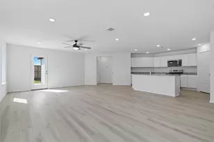 7215 Willow Mdw Ln, Beasley, TX 77417 - Photo 5