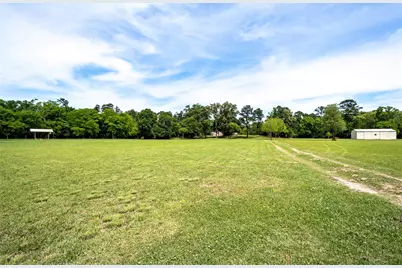 968 Oats Rd, Livingston, TX 77351 - Photo 17