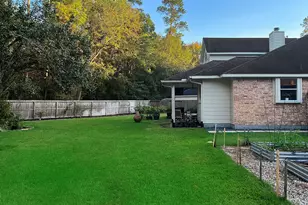 10 Acacia Park Pl, The Woodlands, TX 77382 - Photo 31