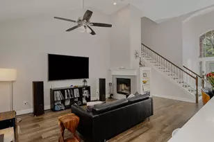 10 Acacia Park Pl, The Woodlands, TX 77382 - Photo 11