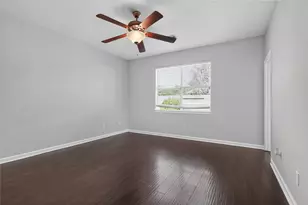 419 Drake Ln, League City, TX 77573 - Photo 9