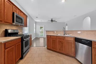 419 Drake Lane, League City, TX 77573 - Photo 7