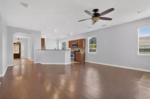 419 Drake Ln, League City, TX 77573 - Photo 5