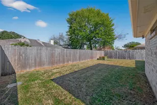 10810 Umber Ct, Houston, TX 77099 - Photo 43