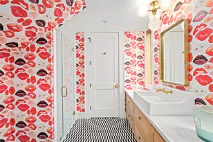 3758 Drummond St, Houston, TX 77025 - Photo 9