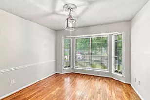 2005 Yorktown Ct S, League City, TX 77573 - Photo 5
