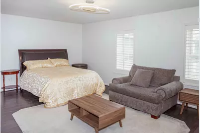 353 N Post Oak Lane #823, Houston, TX 77024 - Photo 9