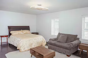 353 N Post Oak Ln, Houston, TX 77024 - Photo 9