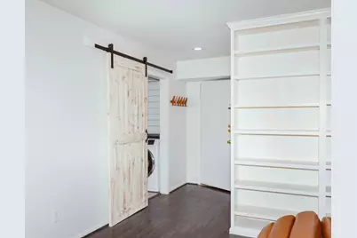 353 N Post Oak Lane #823, Houston, TX 77024 - Photo 13