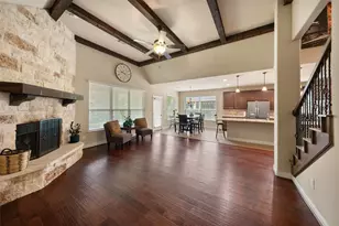 286 Overland Trace, Montgomery, TX 77316 - Photo 11