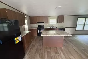 679 Wexford Dr, Conroe, TX 77303 - Photo 3